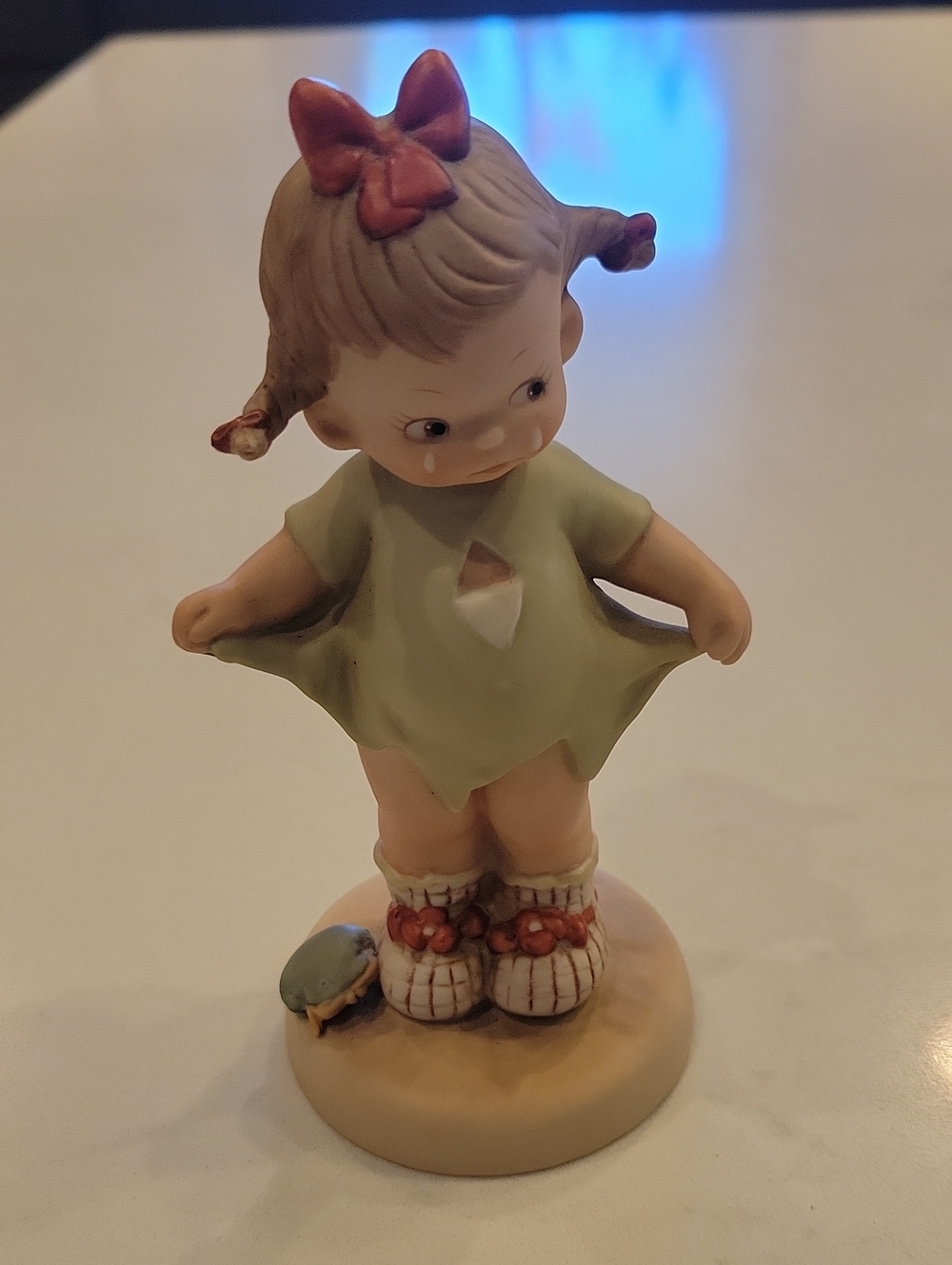 Vintage Enesco 1987 Girl Figurine